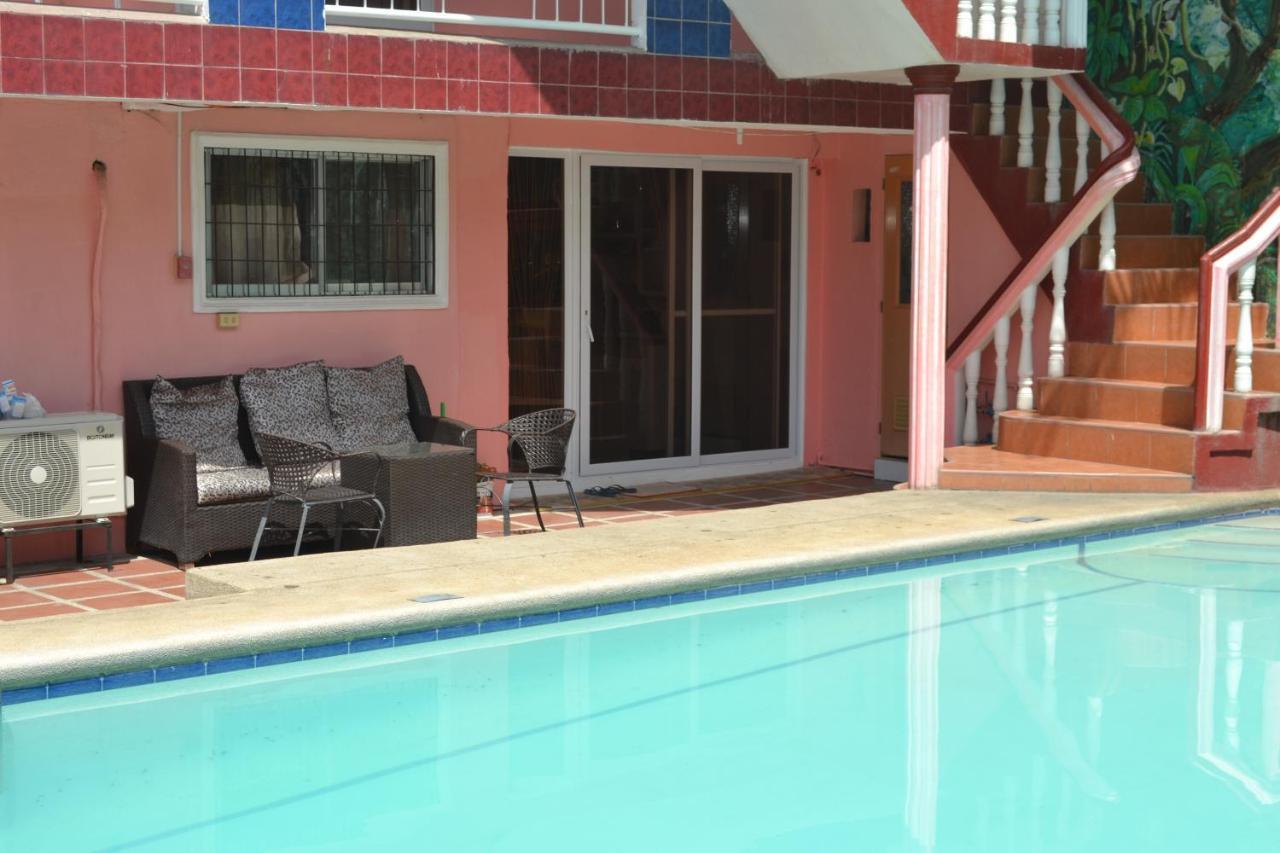 Villa Prescilla Dumaguete City Exterior photo